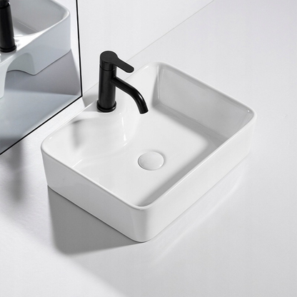 Lavoar Rebiko 47 cm – ceramică albă, elegant, pentru baie