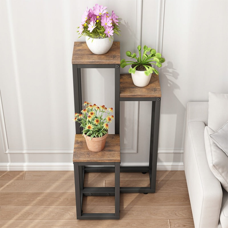 Raft flori 3 etaje – suport plante metalic, design rustic